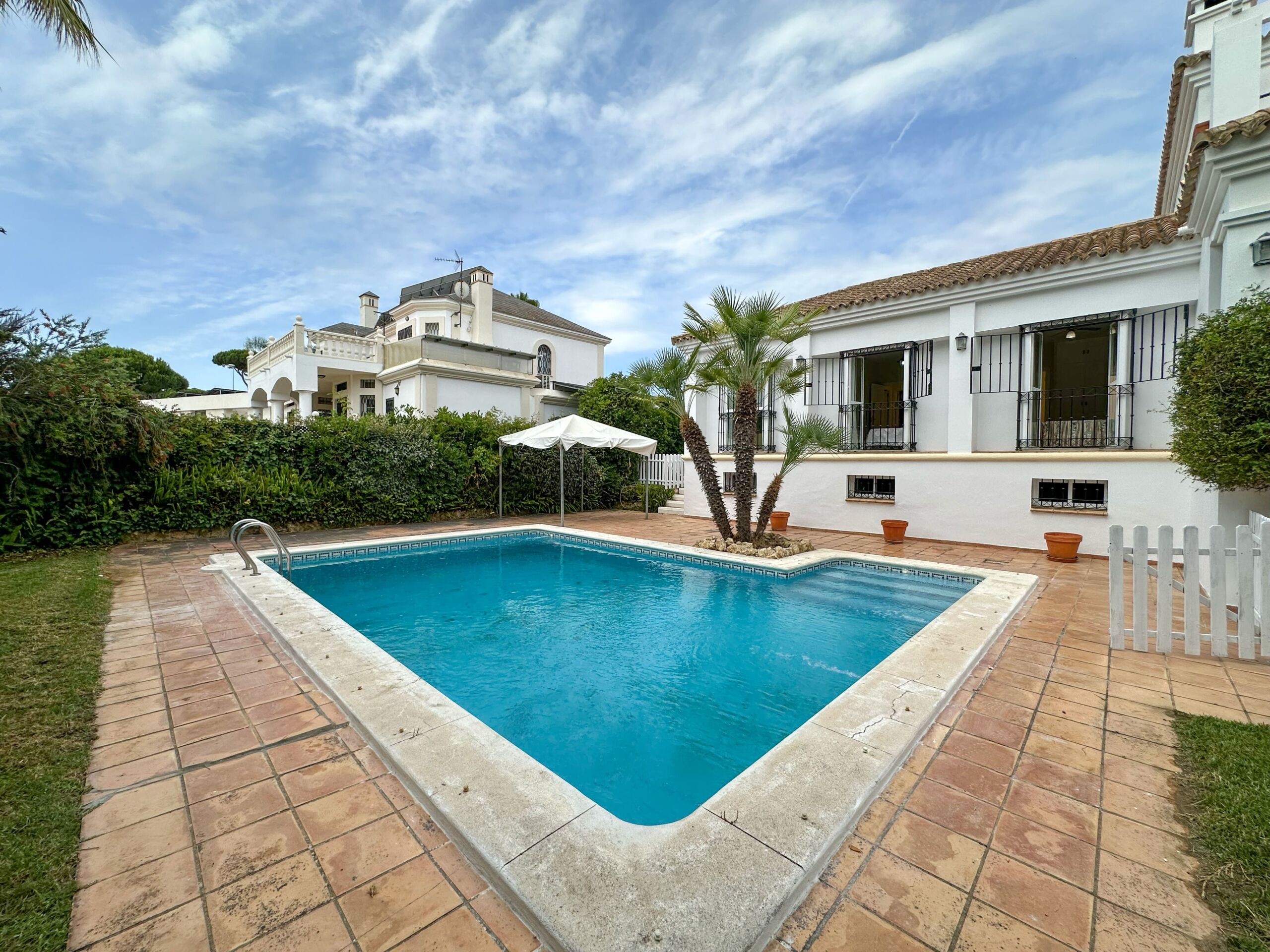 26-piscina-principal